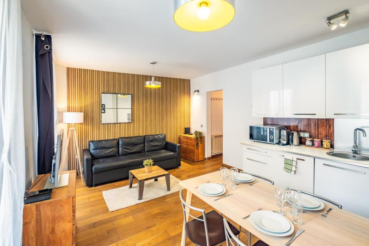 Bright At Les Invalides - 4 Guests Apartment
